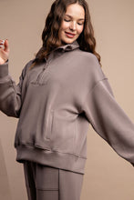 Load image into Gallery viewer, Effortless Essential Scuba Pullover - Mocha
