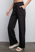 Load image into Gallery viewer, Effortless Essential Scuba Straight Legged Joggers - Black
