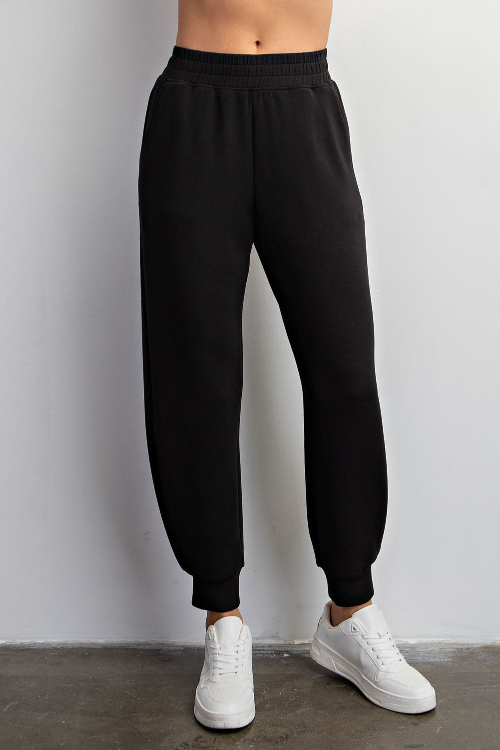 Effortless Essential Scuba Tulip Joggers - Black