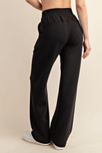 Load image into Gallery viewer, Effortless Essential Scuba Straight Legged Joggers - Black
