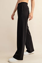 Load image into Gallery viewer, Effortless Essential Scuba Straight Legged Joggers - Black
