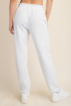 Load image into Gallery viewer, Effortless Essential Scuba Pipping Pants - Light Heather Grey
