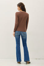 Load image into Gallery viewer, Best Of Basic Classic Long Sleeve Sweater - Mocha

