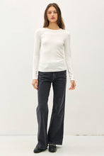 Load image into Gallery viewer, Best Of Basic Long Sleeve Tee - Ivory
