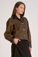Load image into Gallery viewer, Work It Contrast Jacket
